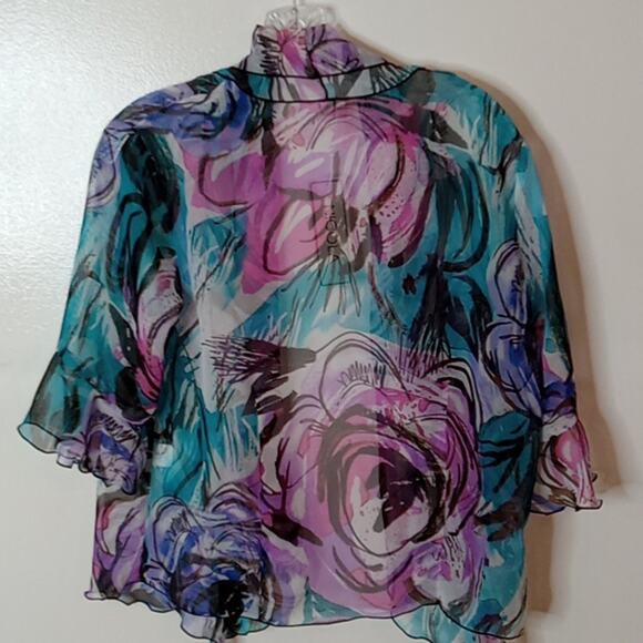 NWT Nicola Art to Wear Shrug. Size Medium. - Picture 4 of 7